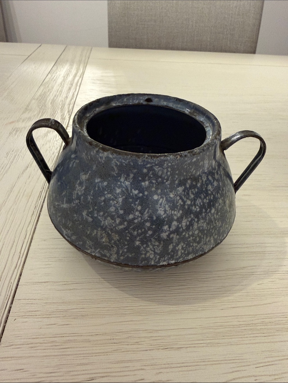 Vintage-Style Speckled Blue Ceramic Planter with Handles